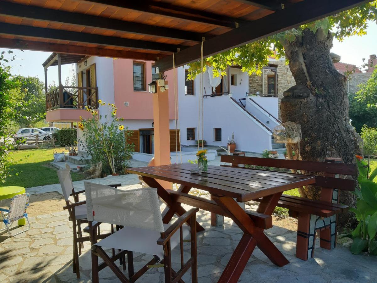 Evgenia Maisonette Ierissos Exteriör bild