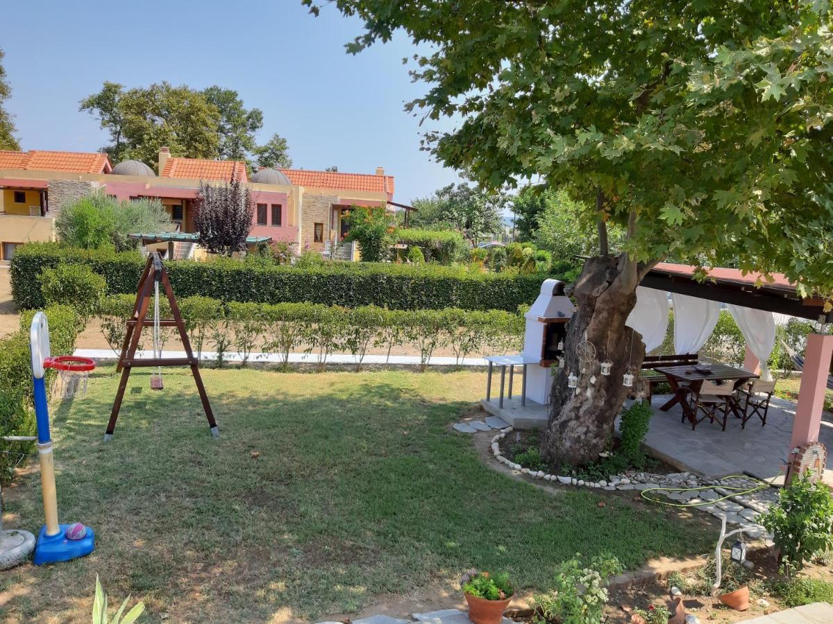 Evgenia Maisonette Ierissos Exteriör bild