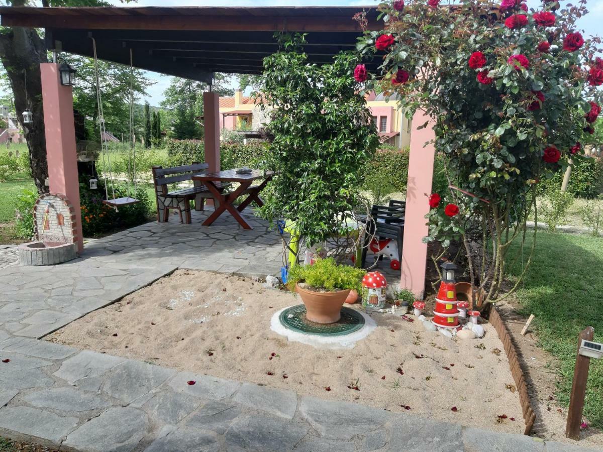 Evgenia Maisonette Ierissos Exteriör bild